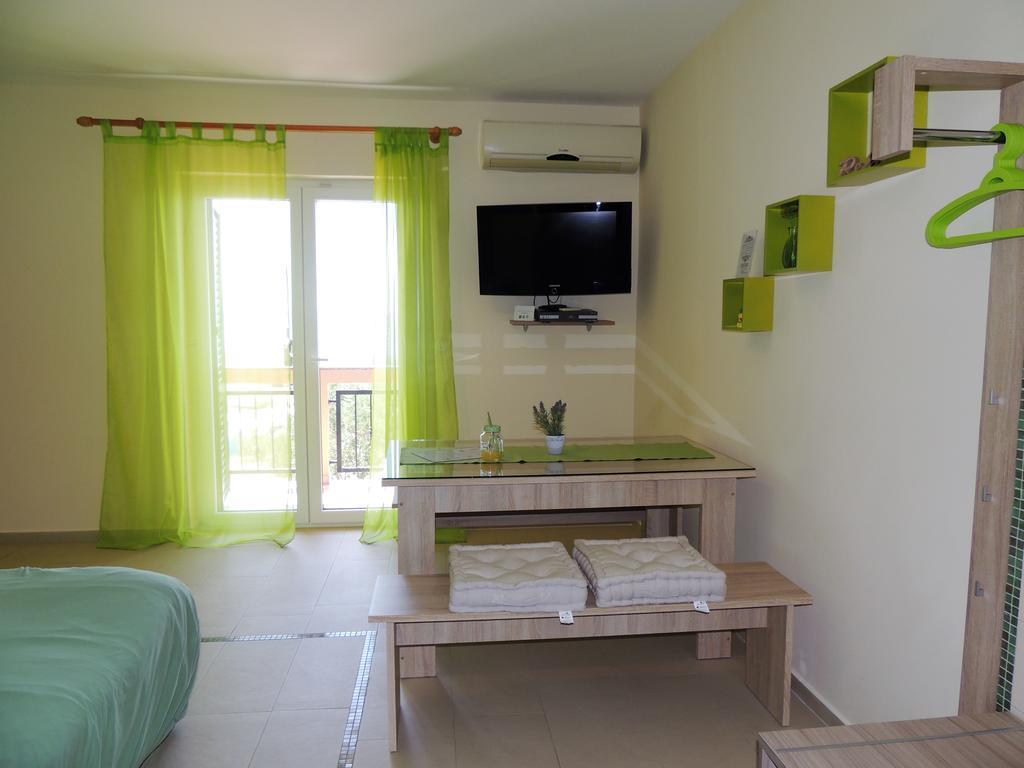 Apartment Denona Novalja