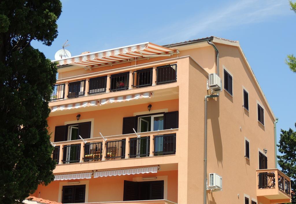 Apartment Denona *